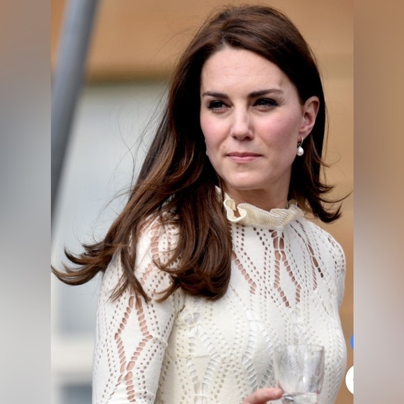 See by Chloe Bell Sleeve Crochet Top Size S - Picture 3 of 8